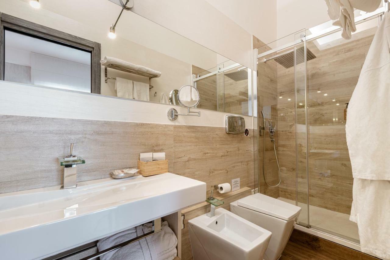 231 Suite Via Roma Cagliari Exterior photo