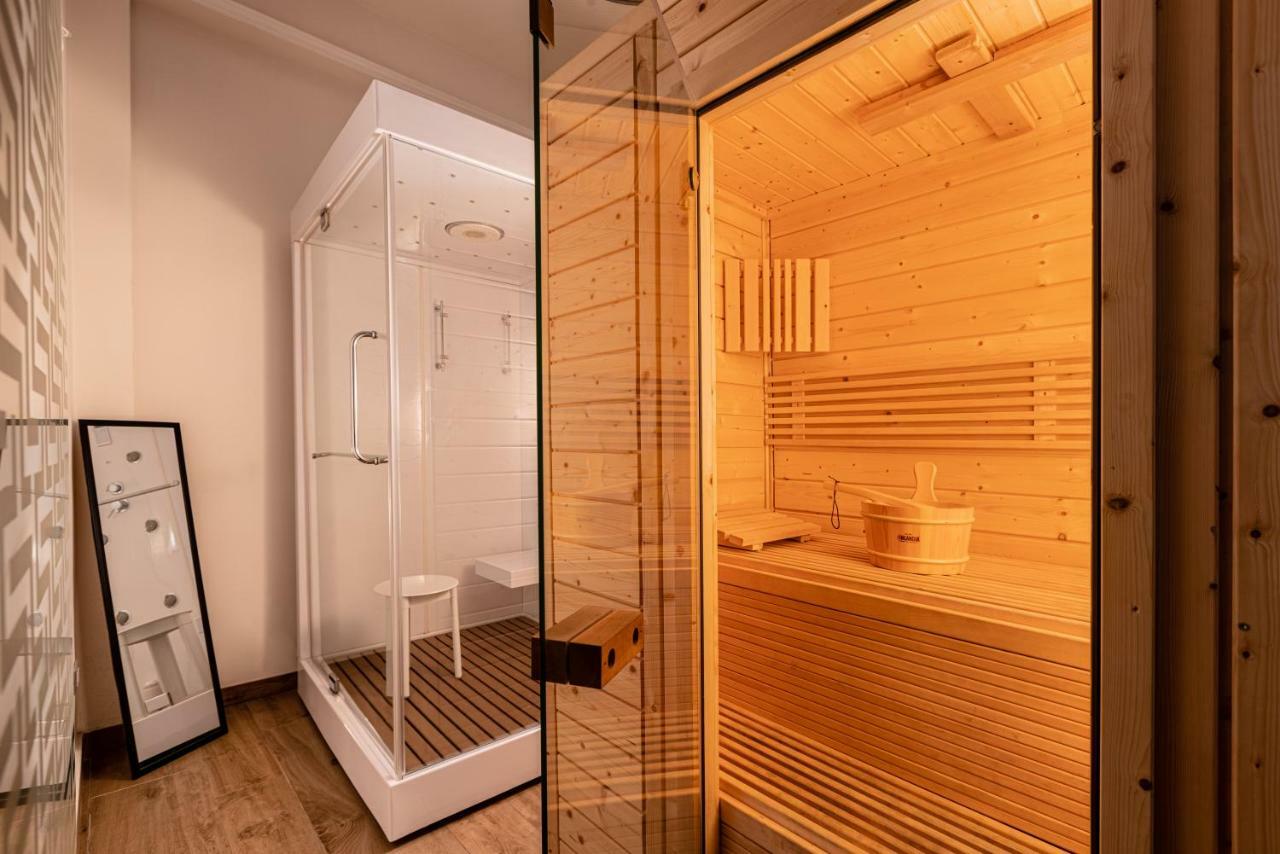 231 Suite Via Roma Cagliari Exterior photo