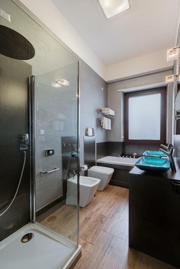 231 Suite Via Roma Cagliari Exterior photo