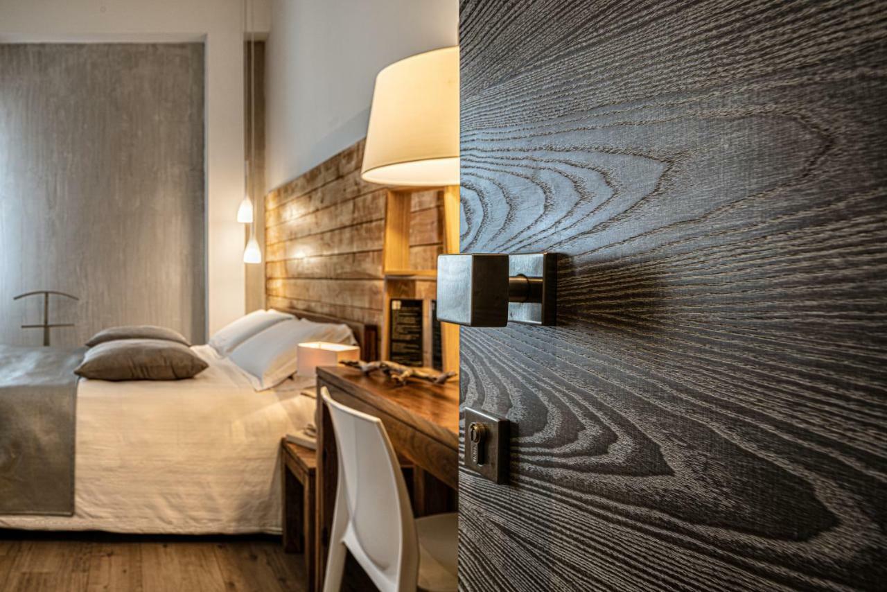 231 Suite Via Roma Cagliari Exterior photo